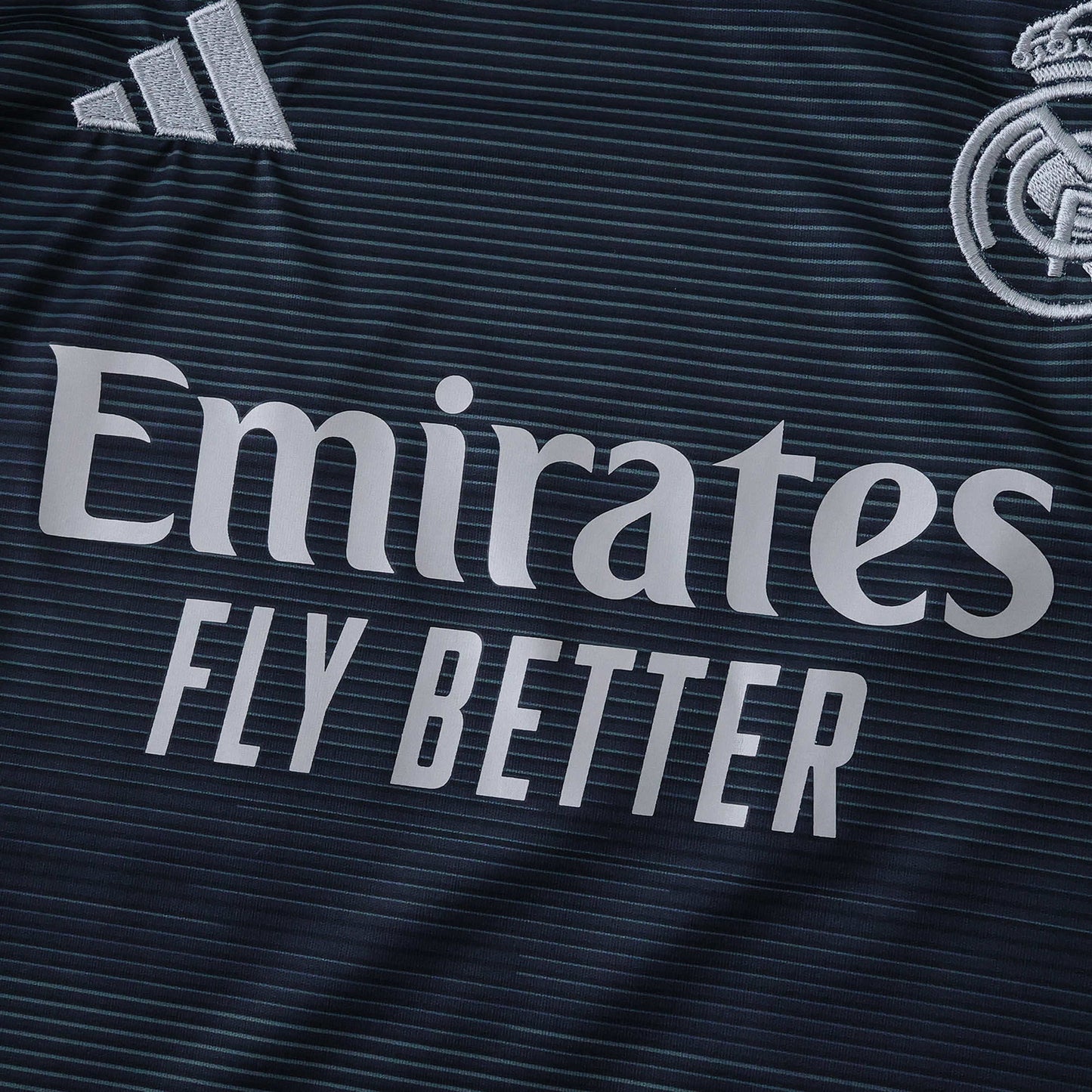 Kit Infantil Real Madrid 2025/26 II
