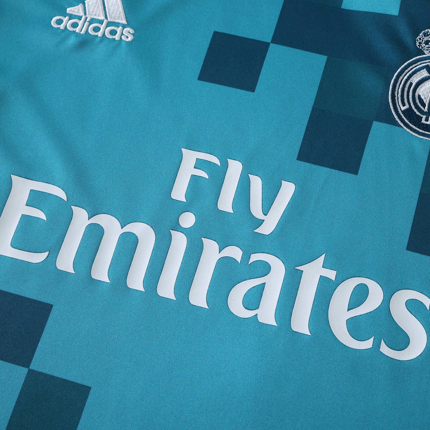 Kit Infantil Real Madrid 2017/18 III