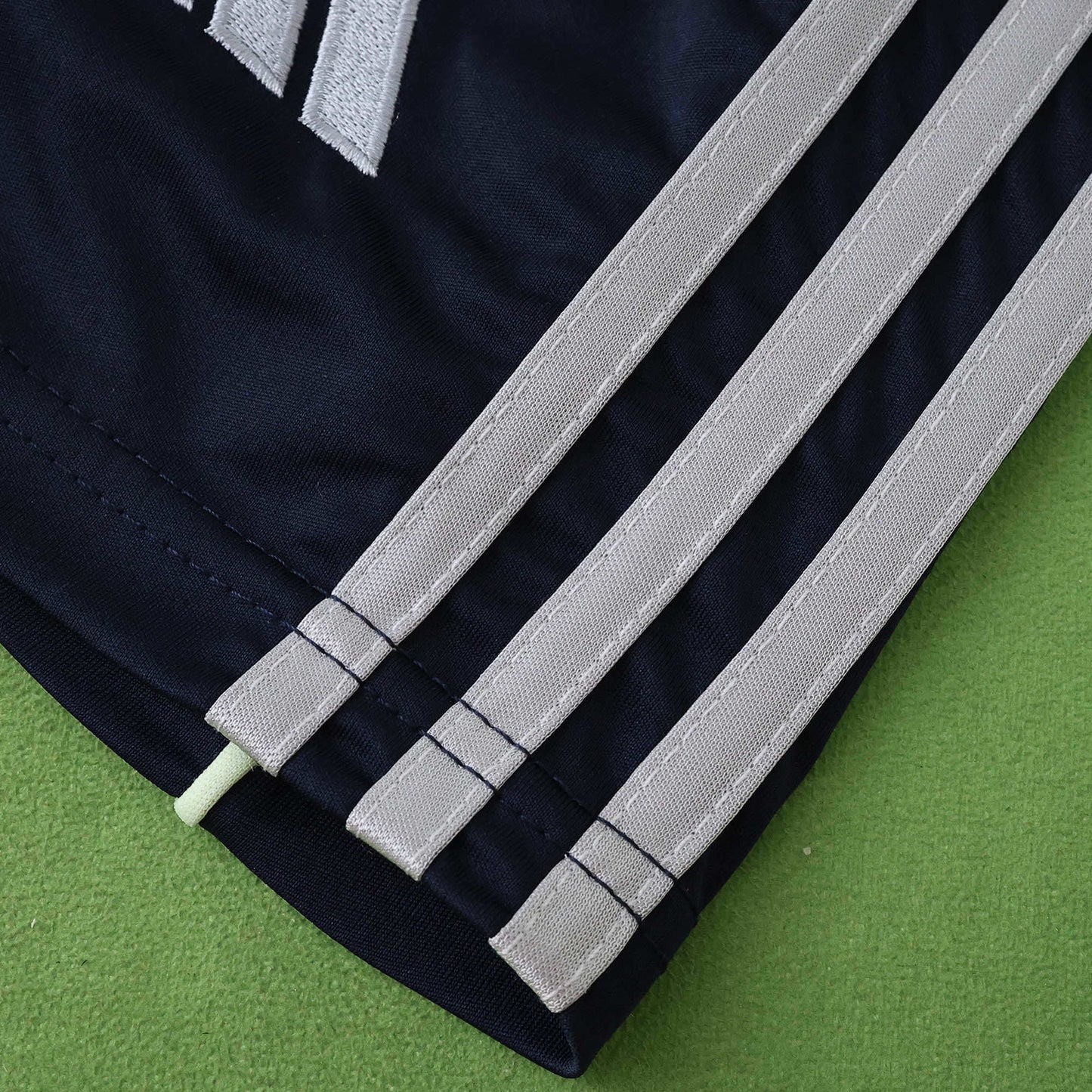 Kit Infantil Real Madrid 2025/26 II