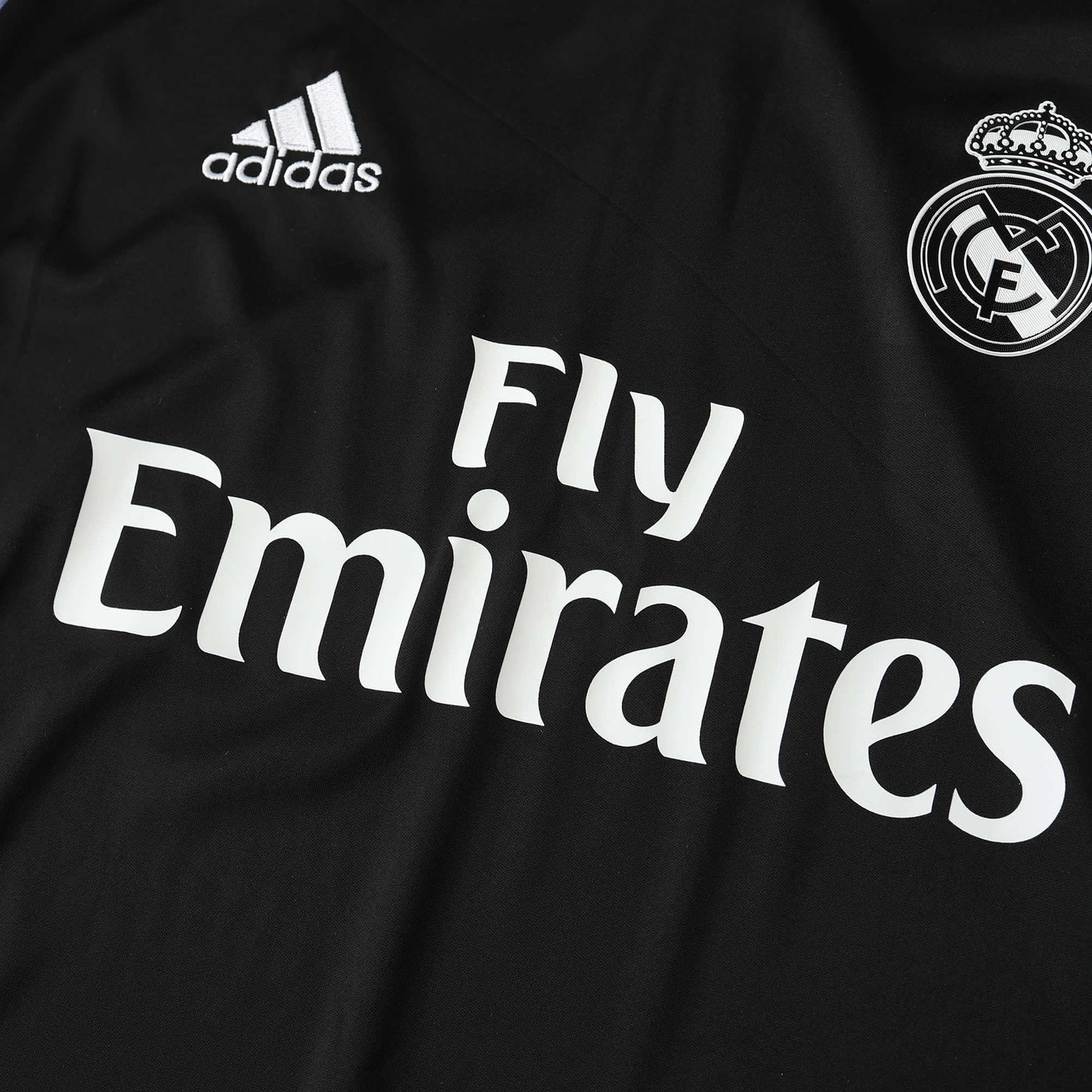 Camisa Real Madrid 2016/17 III Manga Longa