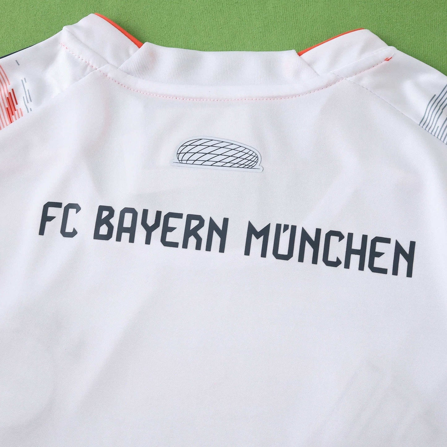 Camisa Bayern de Munique 2025/26 II Feminina