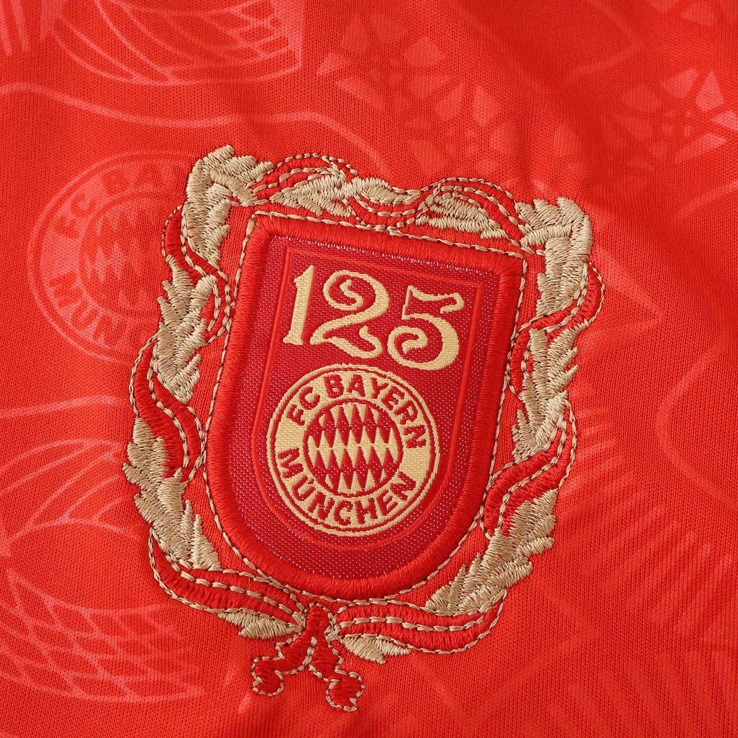 Kit Infantil Bayern de Munique 2024/25 125 anos
