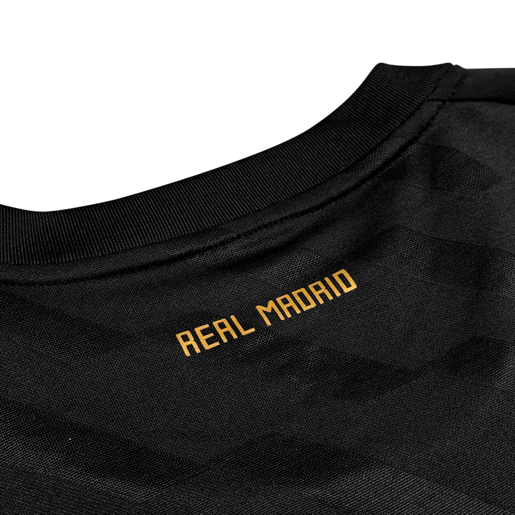 Camisa Real Madrid 2011/12 II Manga Longa
